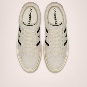 One Star Academy Low Top Converse